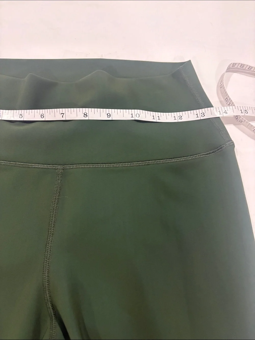 ALO YOGA OLIVE GREEN RIPPED ACTIVE WARRIOR LEGGINGS SIZE/M